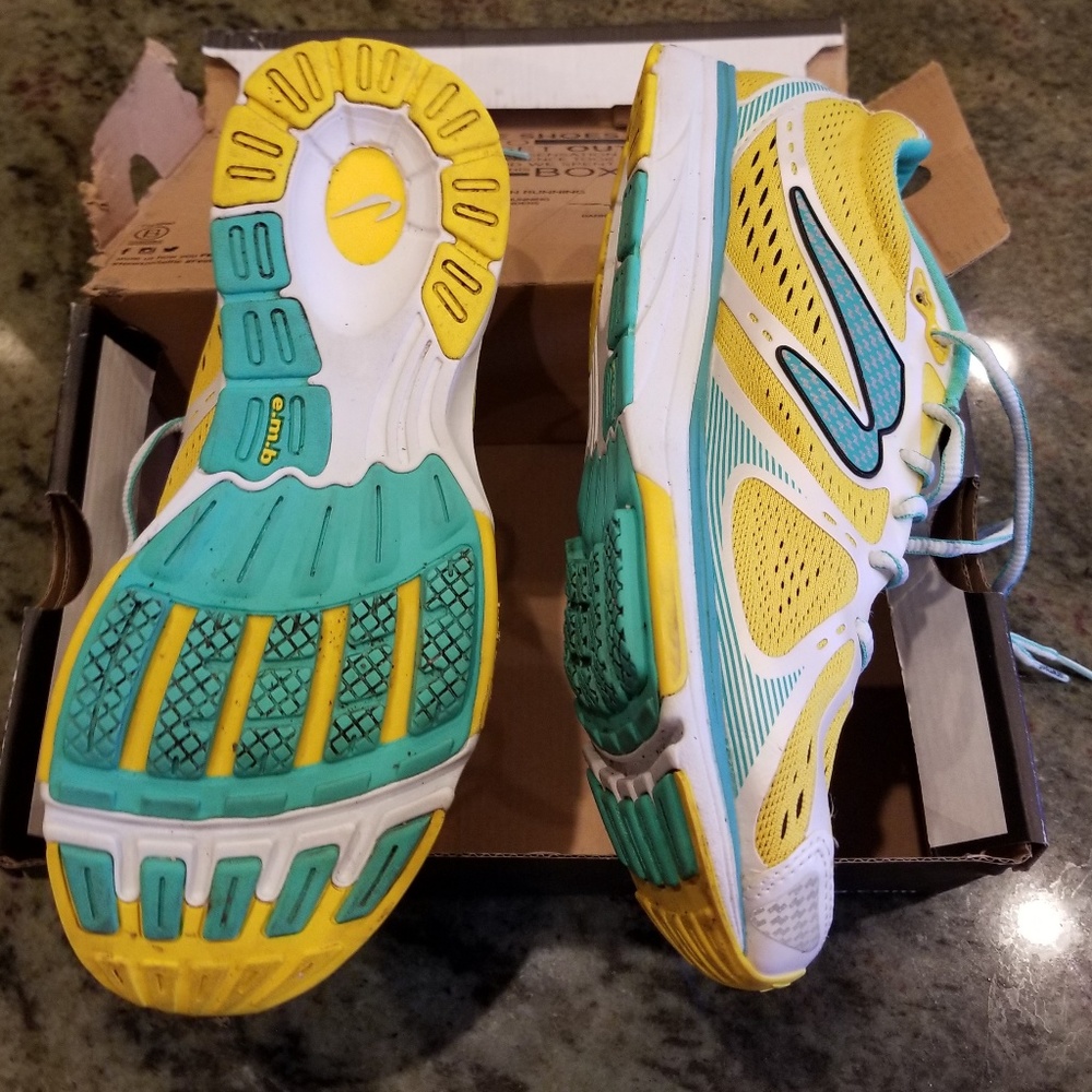 Newton Kismet Running Shoes Yellow Womens 11